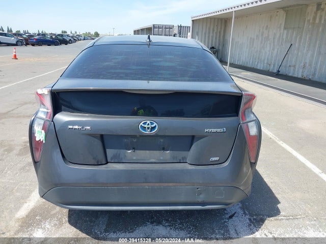Toyota Prius Two Eco 2016 JTDKARFUXG3026070 Image 16