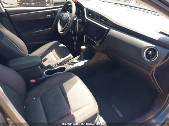 Toyota COROLLA LE 2018 5YFBURHE2JP798607 Image 5