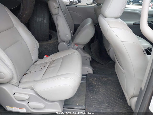 Toyota Sienna Xle 8 Passenger 2017 5TDYZ3DC5HS836765 Image 8