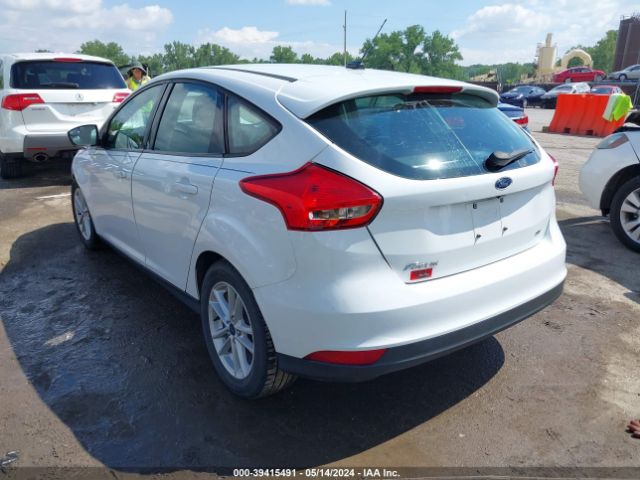 1FADP3K27JL207181 Ford FOCUS SE
