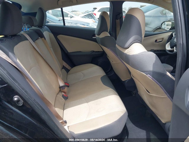 Toyota Prius Two 2017 JTDKBRFU9H3056806 Image 8