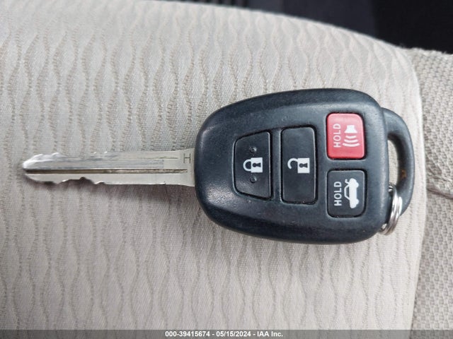 Toyota Corolla Le Plus 2015 5YFBURHEXFP208256 Image 11