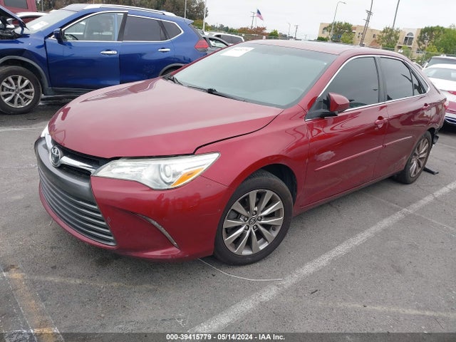 Toyota CAMRY XLE 2016 4T1BF1FK1GU590102 Image 2