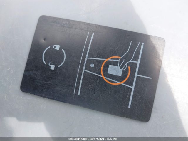 2023 TESLA MODEL 3 5YJ3E1EA6PF696056 Photo 10