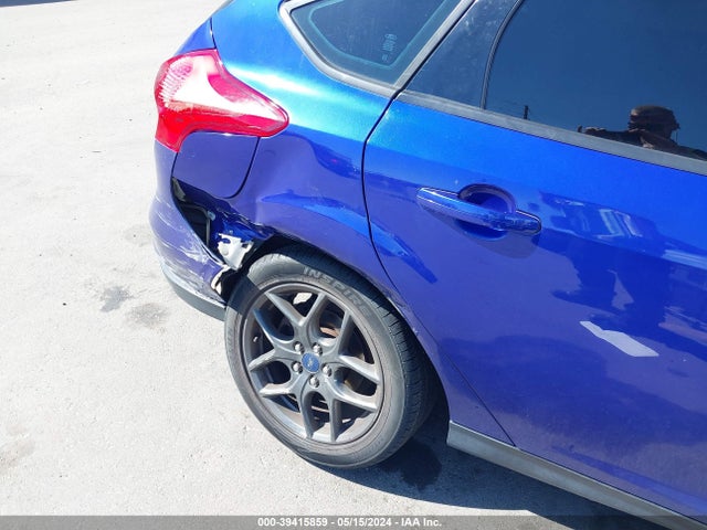 Ford FOCUS SE 2015 1FADP3K23FL364777 Image 6