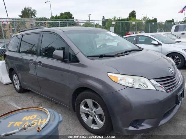 Toyota Sienna Le 8 Passenger 2017 5TDKZ3DC9HS825225 Image 13