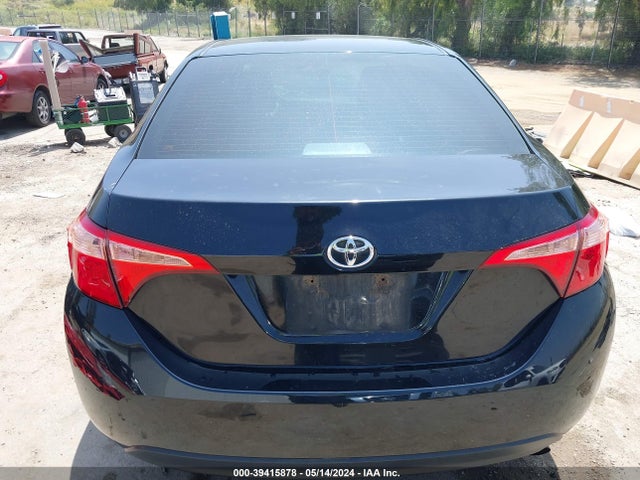 Toyota COROLLA LE 2018 2T1BURHE2JC018573 Image 16