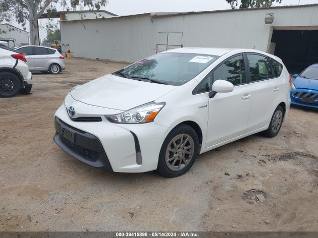 Toyota Prius V Four 2017 JTDZN3EU6HJ058948 Image 2