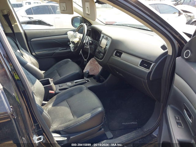 JA4JZ4AX1FZ602594 Mitsubishi OUTLANDER GT