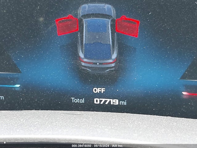 BMW X6 M60i 2024 5UX43EX02R9U31958 Image 15