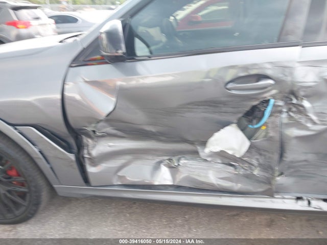 BMW X6 M60i 2024 5UX43EX02R9U31958 Image 18