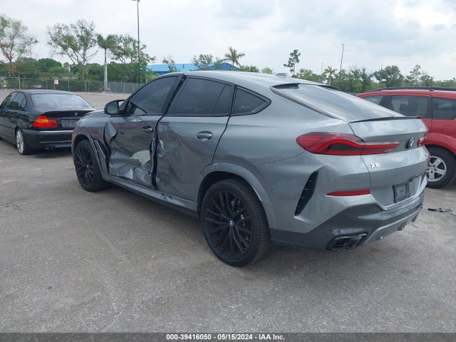 BMW X6 M60i 2024 5UX43EX02R9U31958 Image 3