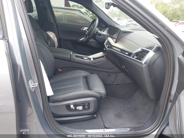 BMW X6 M60i 2024 5UX43EX02R9U31958 Image 5