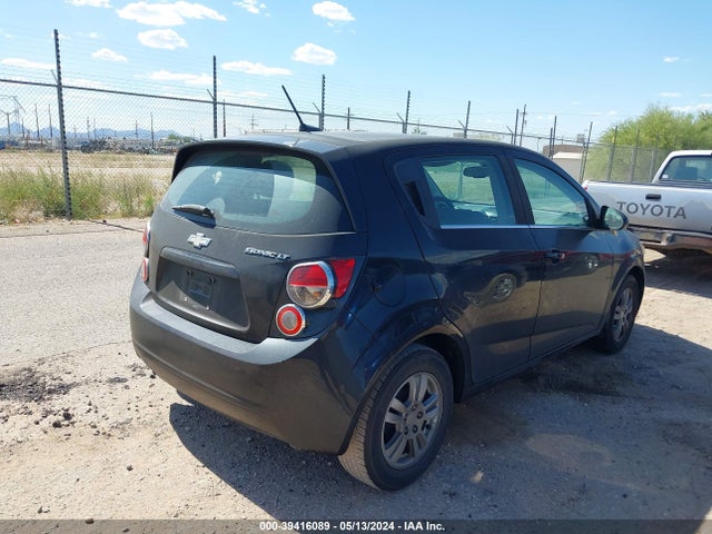 Chevrolet Sonic Lt Auto 2014 1G1JC6SH1E4151049 Image 4