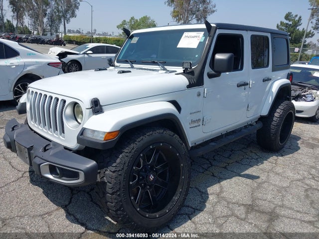 1C4HJXEN9KW623324 Jeep Wrangler Unlimited Sahara 4x4