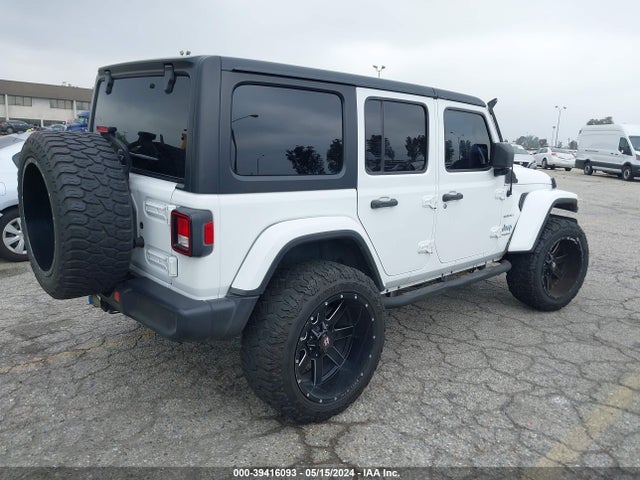 1C4HJXEN9KW623324 Jeep Wrangler Unlimited Sahara 4x4