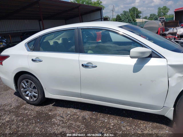 Nissan Altima 2.5 S 2014 1N4AL3AP0EN385522 Image 13