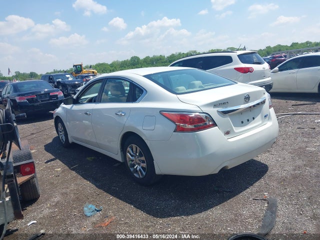 Nissan Altima 2.5 S 2014 1N4AL3AP0EN385522 Image 3