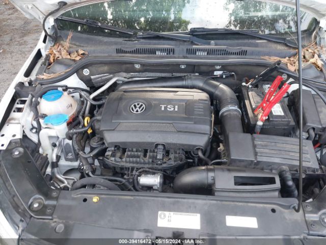 3VWD17AJ2GM241738 Volkswagen Jetta 1.8t Sport