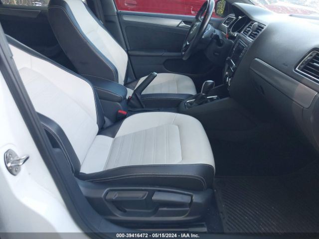 3VWD17AJ2GM241738 Volkswagen Jetta 1.8t Sport