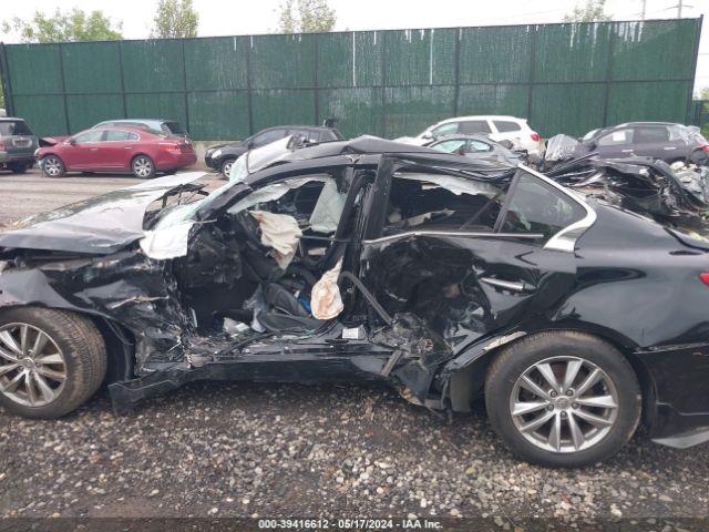 JN1BV7ARXEM704404 Infiniti Q50 Premium