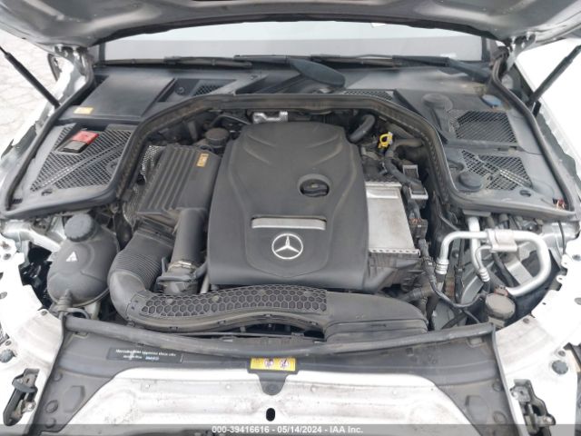 55SWF4JB4FU096286 Mercedes-Benz C 300 Luxury/sport