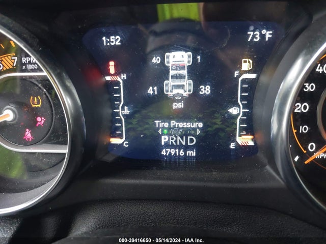 1C4HJXENXMW591521 Jeep Wrangler Unlimited Sahara Altitude 4x4