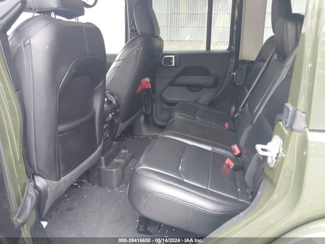 1C4HJXENXMW591521 Jeep Wrangler Unlimited Sahara Altitude 4x4