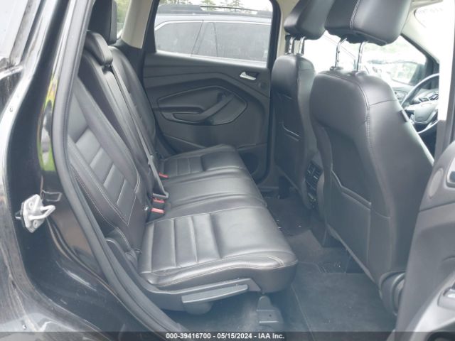 1FMCU9JX0EUA65363 Ford Escape Titanium