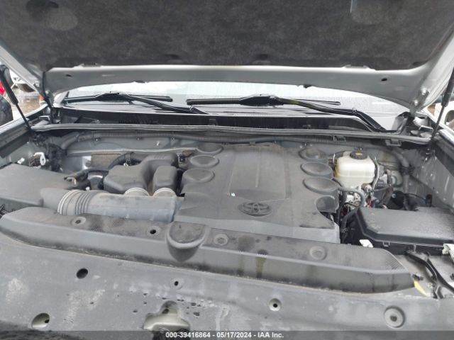 JTEBU5JR0K5702702 Toyota 4RUNNER SR5