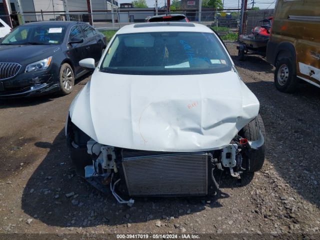 1VWBA7A37JC008486 Volkswagen Passat 2.0t Se
