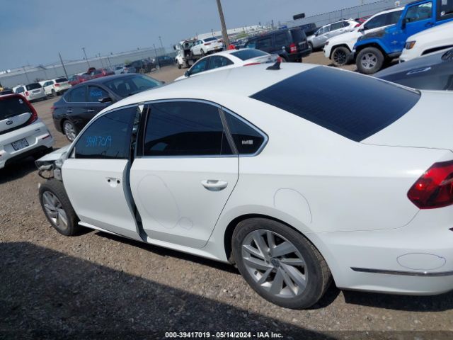 1VWBA7A37JC008486 Volkswagen Passat 2.0t Se