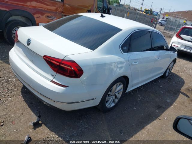 1VWBA7A37JC008486 Volkswagen Passat 2.0t Se
