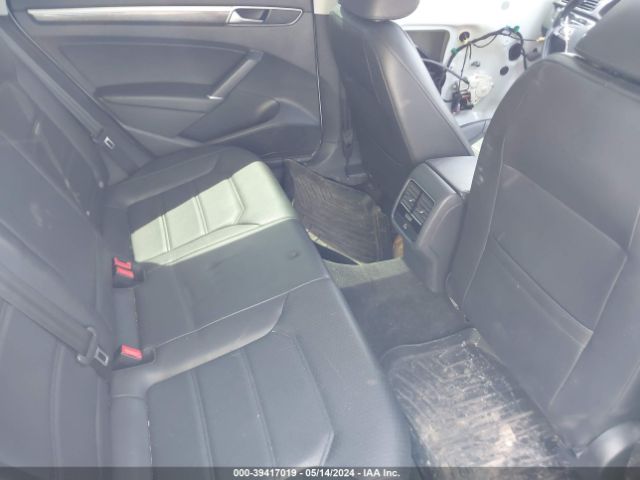 1VWBA7A37JC008486 Volkswagen Passat 2.0t Se