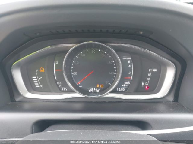 YV440MDU8H2075029 Volvo Xc60 T5 Inscription