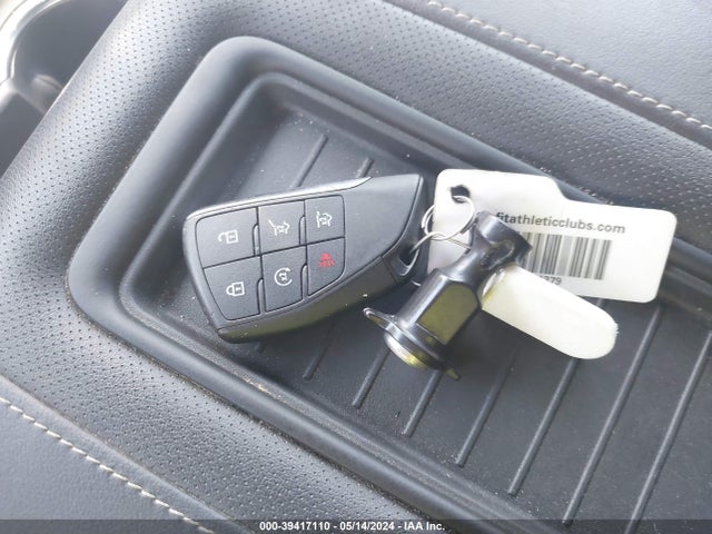 1GKS1GKD4MR384207 GMC Yukon Xl 2wd Slt