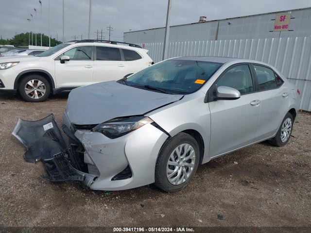 Toyota COROLLA LE 2017 5YFBURHE6HP698570 Image 2
