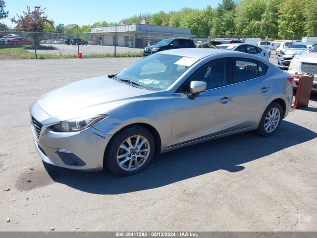 Mazda Mazda3 I Touring 2014 JM1BM1V75E1108320 Image 2