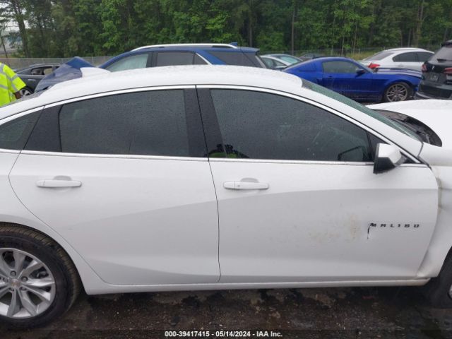 1G1ZD5ST0RF144957 Chevrolet MALIBU LT