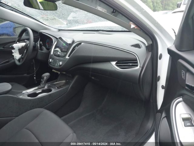 1G1ZD5ST0RF144957 Chevrolet MALIBU LT