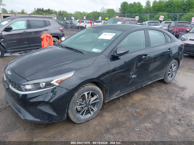 KIA Forte Lxs 2023 3KPF24AD9PE692760 Image 2