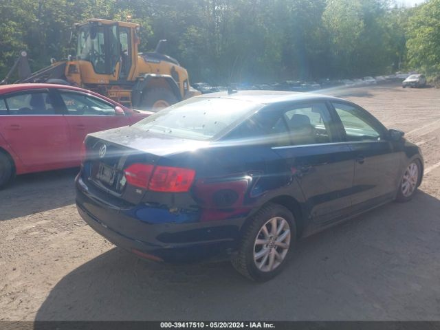3VWD17AJXEM326386 Volkswagen Jetta 1.8t Se