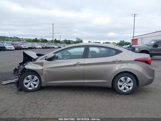 5NPDH4AE0GH716275 Hyundai ELANTRA SE
