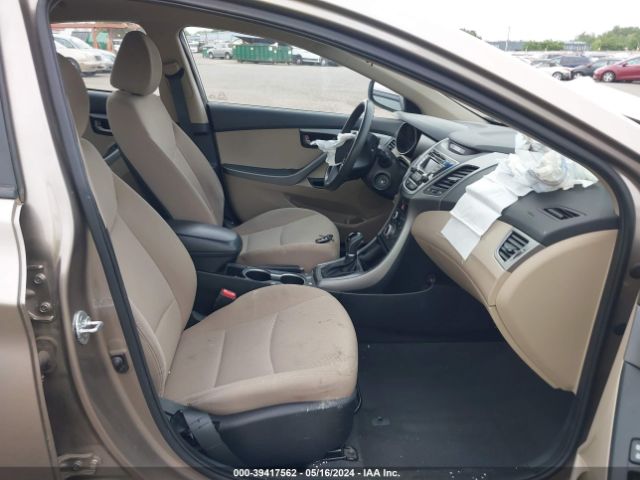 5NPDH4AE0GH716275 Hyundai ELANTRA SE