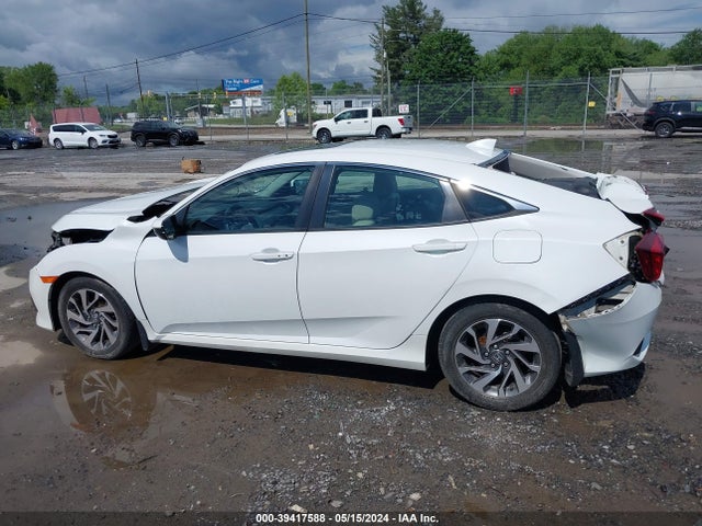 Honda CIVIC EX 2018 2HGFC2F71JH540845 Image 15