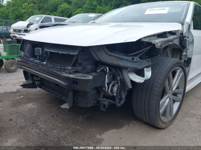 1VWDT7A30HC046977 Volkswagen Passat 1.8t R-line
