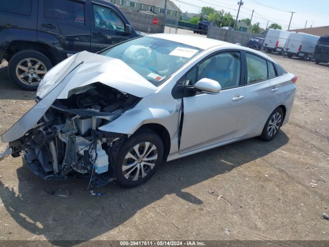 JTDKAMFP6M3195589 Toyota Prius Prime Xle