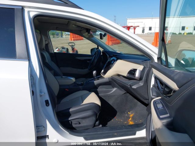 4S4BTANC8M3221564 Subaru Outback Limited