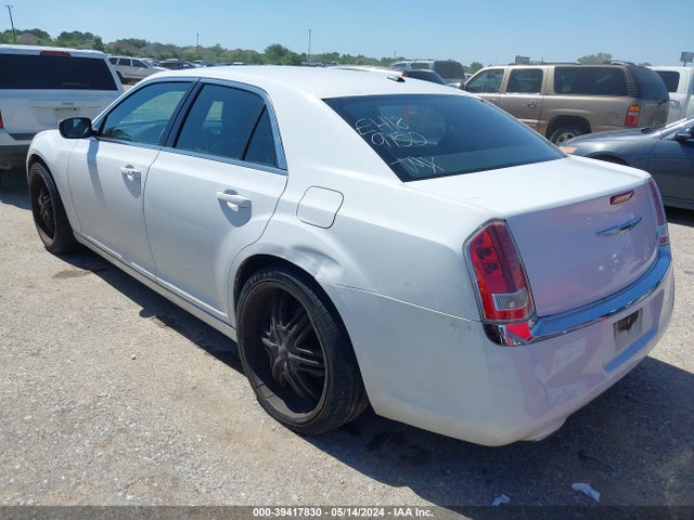 Chrysler 300 2014 2C3CCAAG0EH189150 Image 3