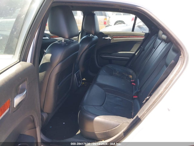 Chrysler 300 2014 2C3CCAAG0EH189150 Image 8